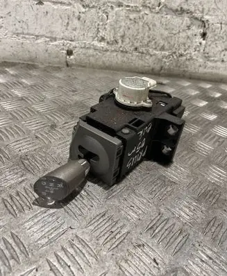 Toyota Prius (XW20) Gear selector 
