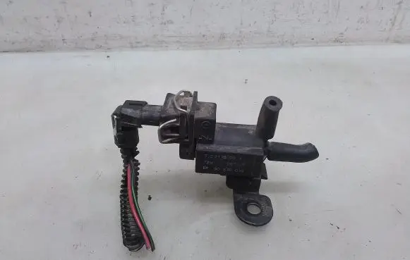 Opel Zafira A Turbo solenoid valve 6M90530039