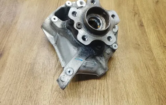 BMW X3 G01 Front wheel hub 6882597 31216882597