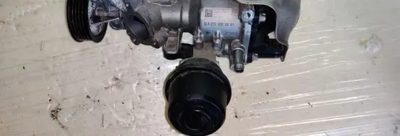 Mercedes-Benz B W246 W242 Water pump A2702000801