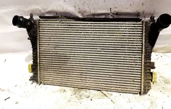 Volkswagen Golf VI Intercooler radiator