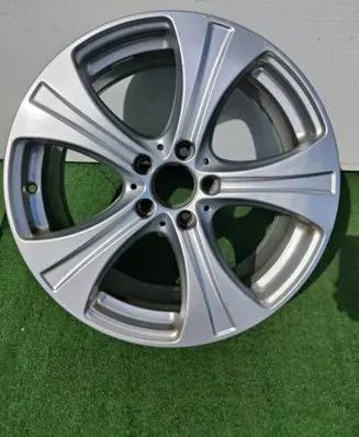 Mercedes-Benz GLC C253 R18 alloy rim A2532010600