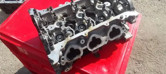 Renault Clio IV Engine head 