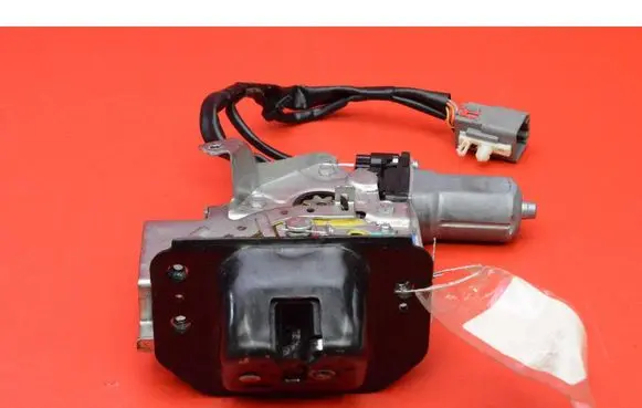 Ford Kuga II Tailgate/trunk/boot lock/catch/latch D7661372B