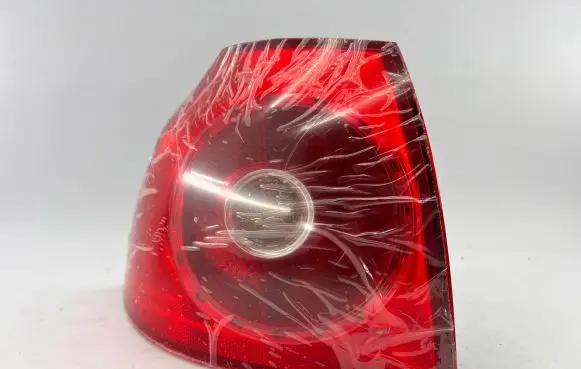 Volkswagen Golf V Rear/tail lights 1K6945095AC 89398375