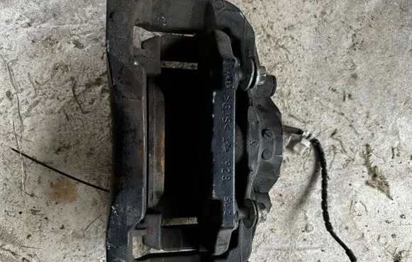 BMW X5M F85 Front brake caliper BMW6036