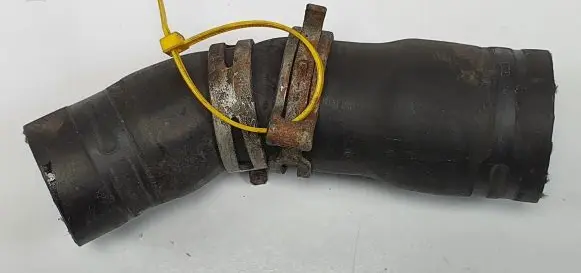 Renault Koleos I Engine coolant pipe/hose