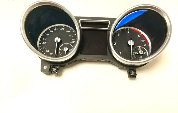 Speedometer (instrument cluster)