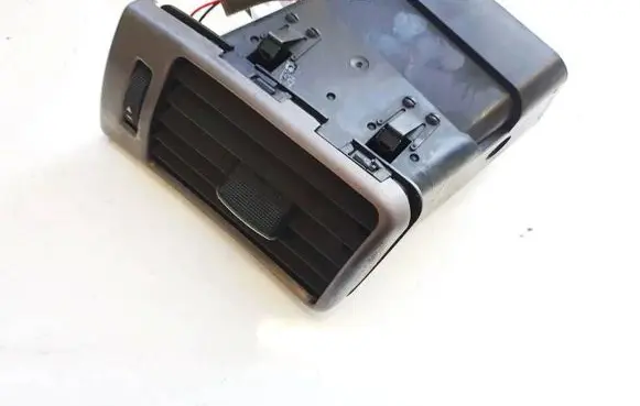 Audi A6 S6 C5 4B Dash center air vent grill 4b1820901