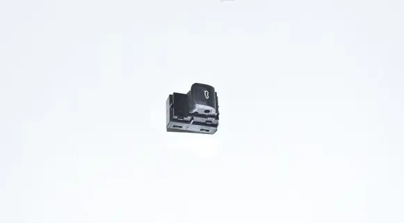 BMW M5 F90 Tailgate opening switch 9327029