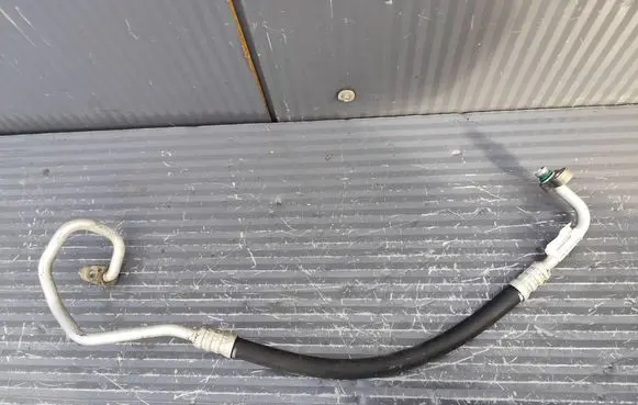 KIA Sportage Air conditioning (A/C) pipe/hose 97762CZ000