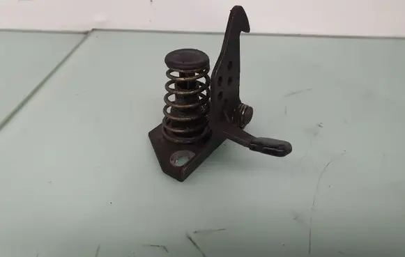 BMW 5 E60 E61 Engine bonnet/hood lock/latch loop/hook 51237034256