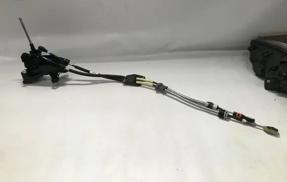 Ford Puma Gear selector/shifter in gearbox L1TR-7C453-BKC
