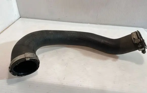 Audi A4 S4 B8 8K Intercooler hose/pipe 8K0145738T