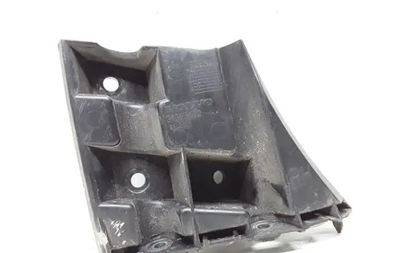 Volvo V40 Front bumper mounting bracket 31395102