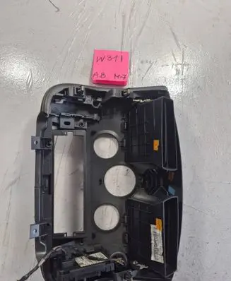 Renault Scenic II - Grand scenic II Central console control unit 8200233723 8200140720 8200140724