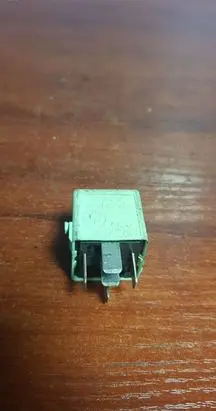 BMW 5 E39 Other relay 8373700
