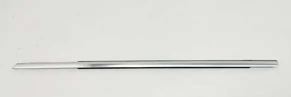 Mercedes-Benz E W213 Front door glass trim molding A2137200124