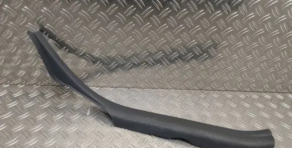 Toyota Prius (NHW20) Rear sill trim cover 6791847020 6791847030