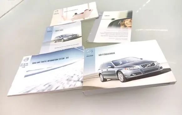 Volvo V70 User manual