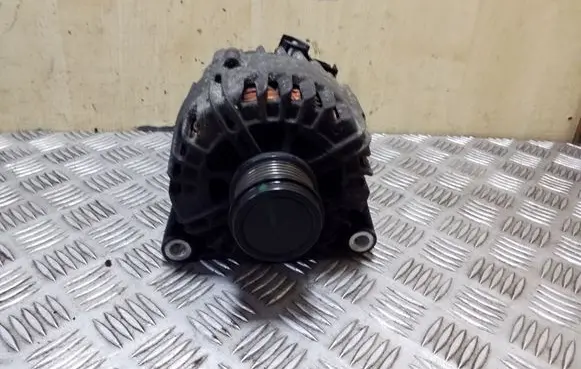 Ford Mondeo MK IV Generator/alternator AV6N10300GC 30659390 TG15C183