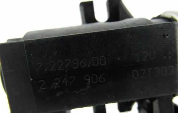 BMW 3 E46 Turbo solenoid valve 2247906
