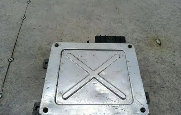 Land Rover Freelander Engine control unit/module ECU MKC104393
