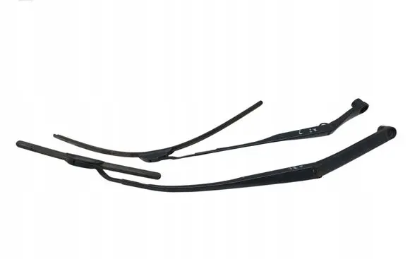 Hyundai i30 Front wiper blade arm 