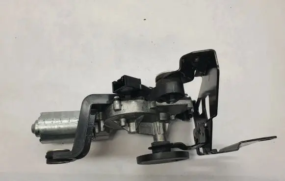 BMW 5 E60 E61 Tailgate/trunk/boot lock/catch/latch 7187081