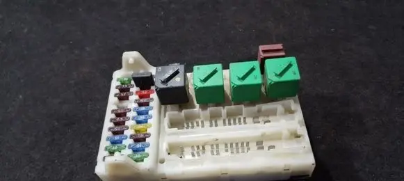 Ford Mondeo MK I Fuse box set