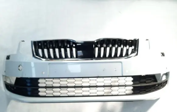 Skoda Octavia Mk3 (5E) Front bumper 5E0807221N