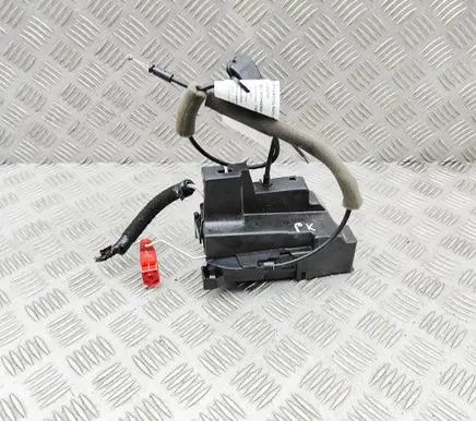 Renault Master III Coupe door lock (next to the handle) 805035839R
