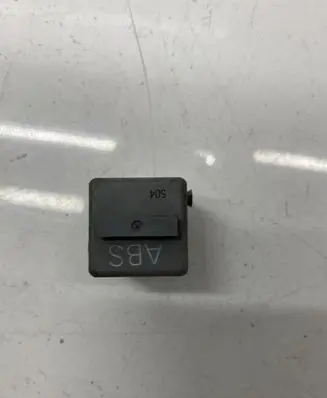 BMW 5 E39 Other relay 1393403
