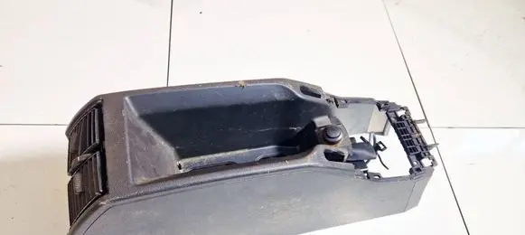Opel Zafira B Center console 13144422
