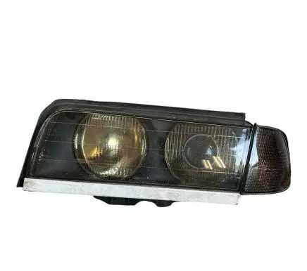 BMW 7 E38 Headlight/headlamp 83520219 0201043201