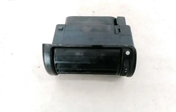 Audi A4 S4 B5 8D Dash center air vent grill 8D1820902