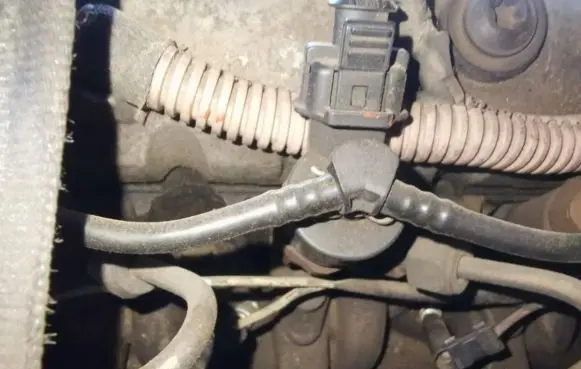 Renault Scenic I Fuel injector 0445110021 7700111014