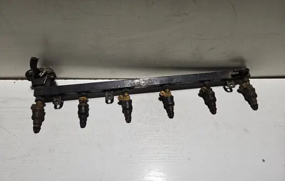 BMW 7 E32 Fuel main line pipe 0280150714 72119710