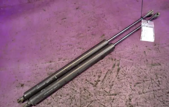 Citroen Berlingo Tailgate strut 9680677780
