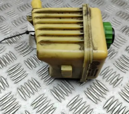 Porsche Cayenne (92A) Power steering fluid tank/reservoir 7L6422373B 7L6422371E