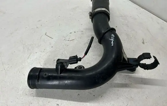 Volkswagen Tiguan Allspace Intercooler hose/pipe 5QN145792