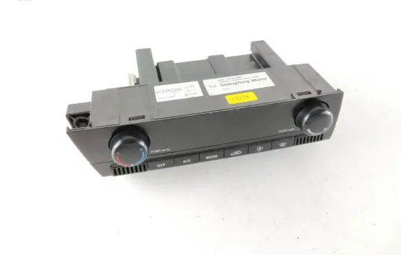 SsangYong Kyron Climate control unit 6870009071
