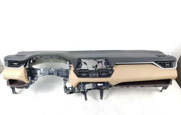 Toyota RAV 4 (XA50) Dashboard
