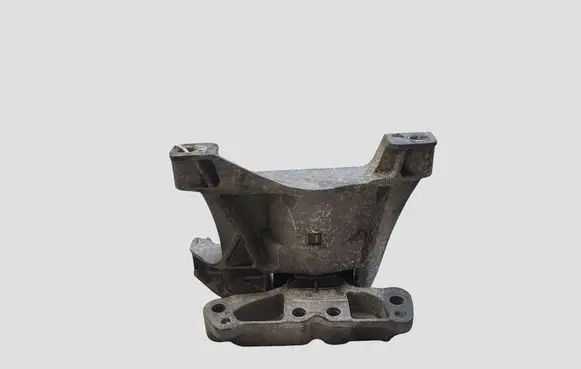 Peugeot 308 Engine mount bracket 4A103720