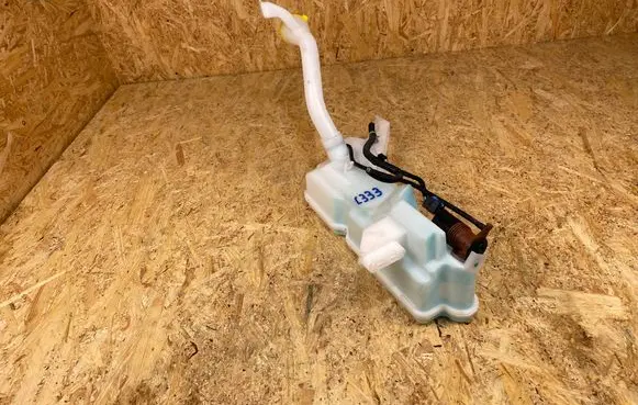 Windshield washer fluid reservoir/tank
