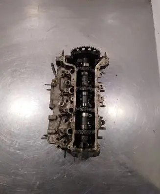 Toyota Verso-S Engine head 