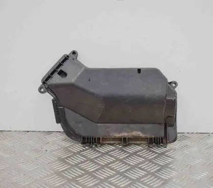 Porsche Macan (95B) Air filter box cover 95B907613
