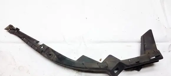 Volkswagen PASSAT B5 Front bumper mounting bracket 3B0807050A