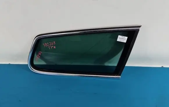 Volkswagen PASSAT B7 Rear side window IMPRK1598364