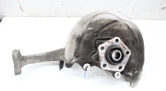 Audi A4 S4 B9 8W Front wheel hub